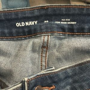 Old navy blue jeans pop icon skinny